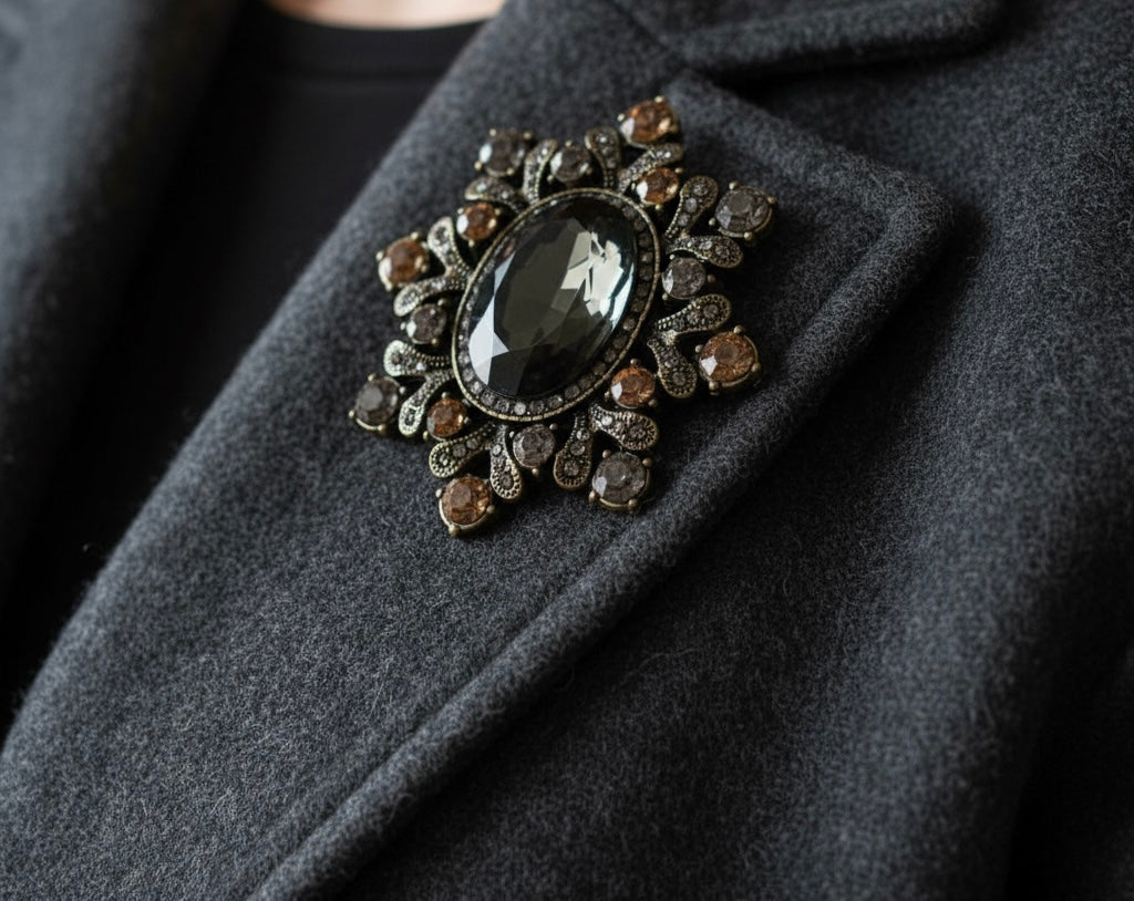 Broche Reine d’Hiver
