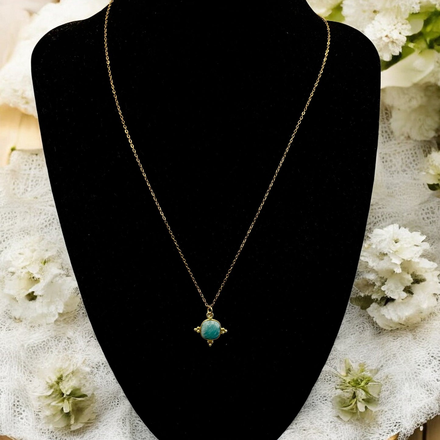 Collier Amazone Céleste