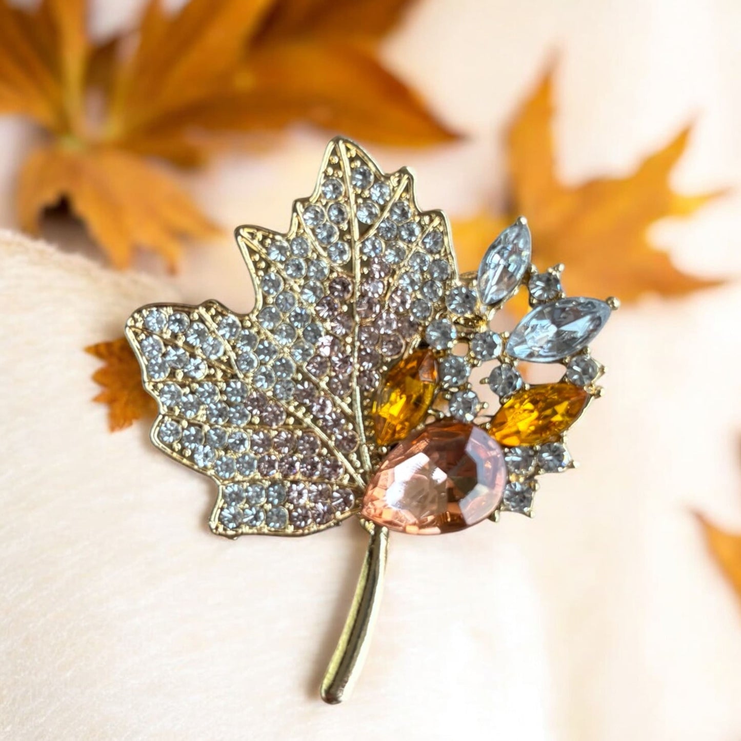 Broche Feuille d'Automne Scintillante