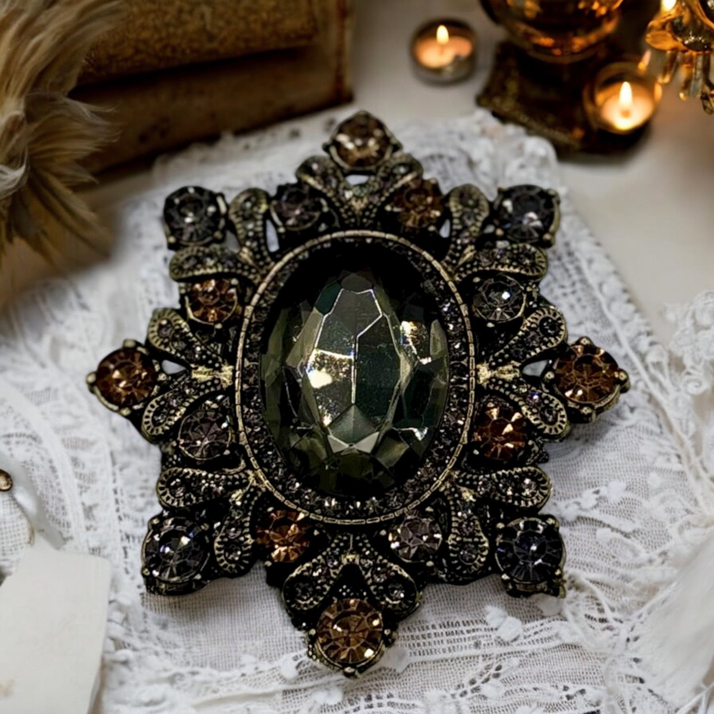 Broche Reine d’Hiver